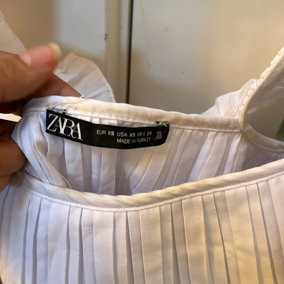 Zara summer blouse - Picture 2 of 3